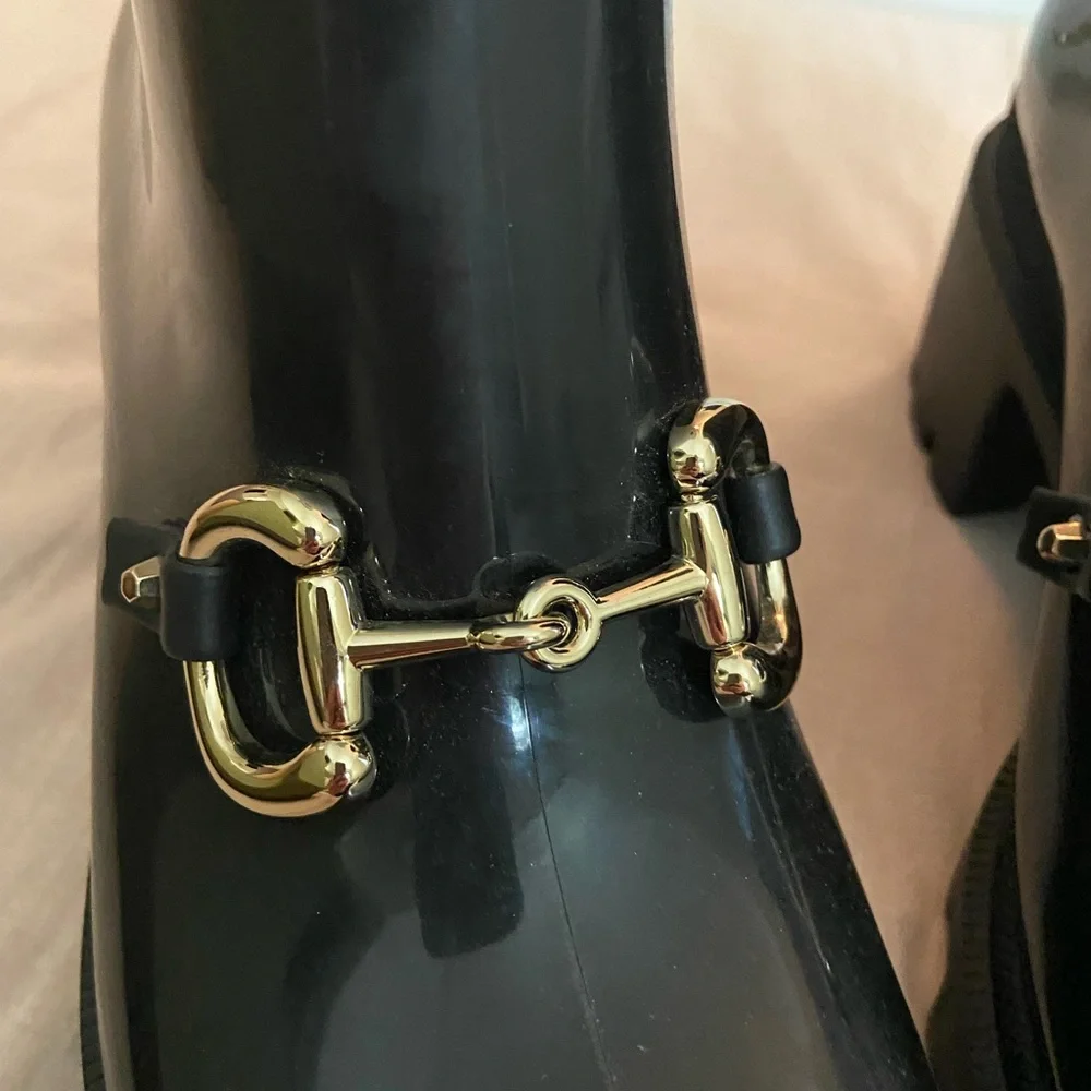 🌟 Host Pick 🌟 Gucci Patent Leather Rain Boots - Picture 8 of 14